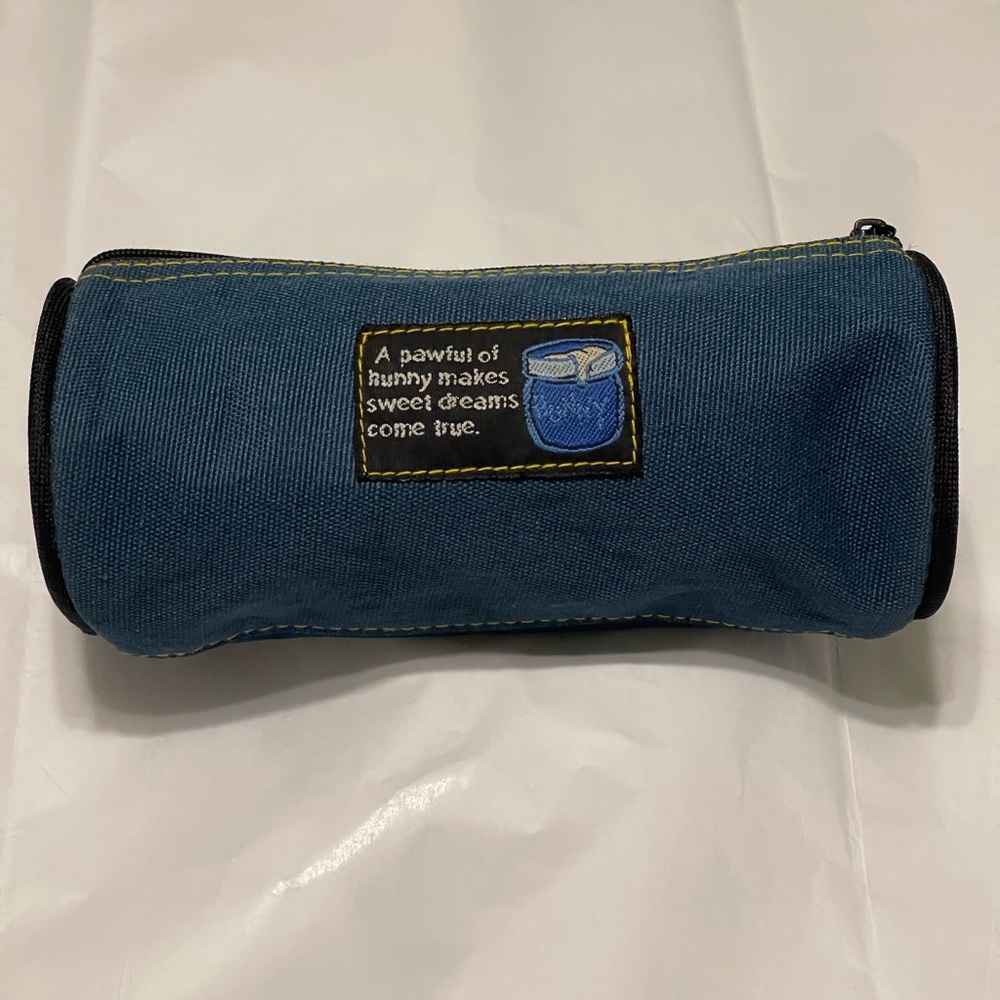 Vintage Disney Pooh Bear zippered case - Picture 3 of 9